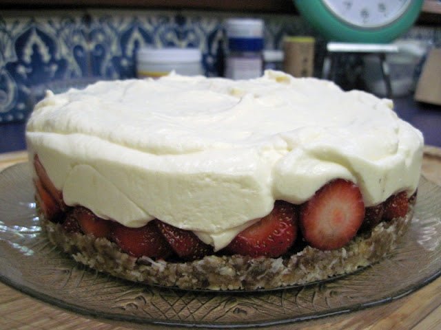 No-Bake Raw (But Not Vegan) Cheesecake - New England Cheesemaking Supply Company