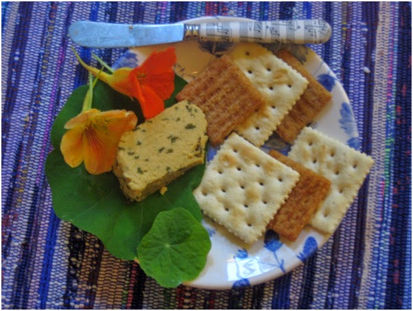 Vegan Cheddar with Chives