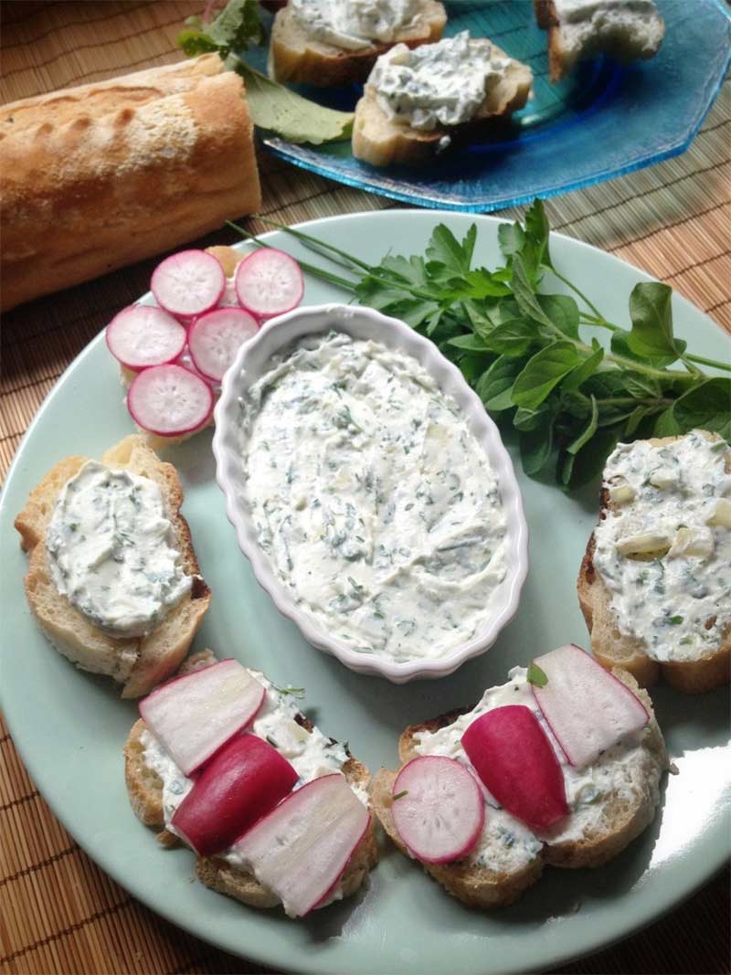 Kefir Cheese with Amanda Feifer - New England Cheesemaking Supply Company