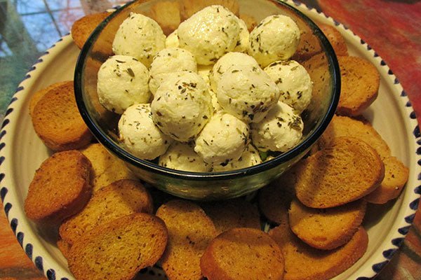 Marinating Chevre - New England Cheesemaking Supply Company