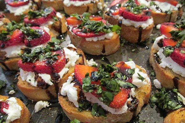 Strawberry and Goat Cheese Bruschetta - New England Cheesemaking Supply Company