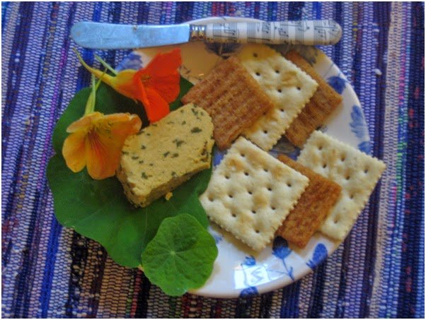 Vegan Cheddar with Chives - New England Cheesemaking Supply Company