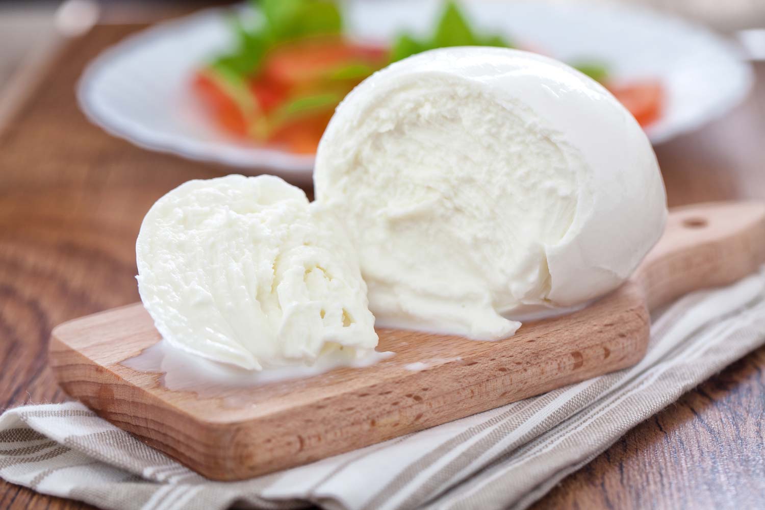 Mozzarella Cheese Making Recipe (Cultured) - New England Cheesemaking Supply Company